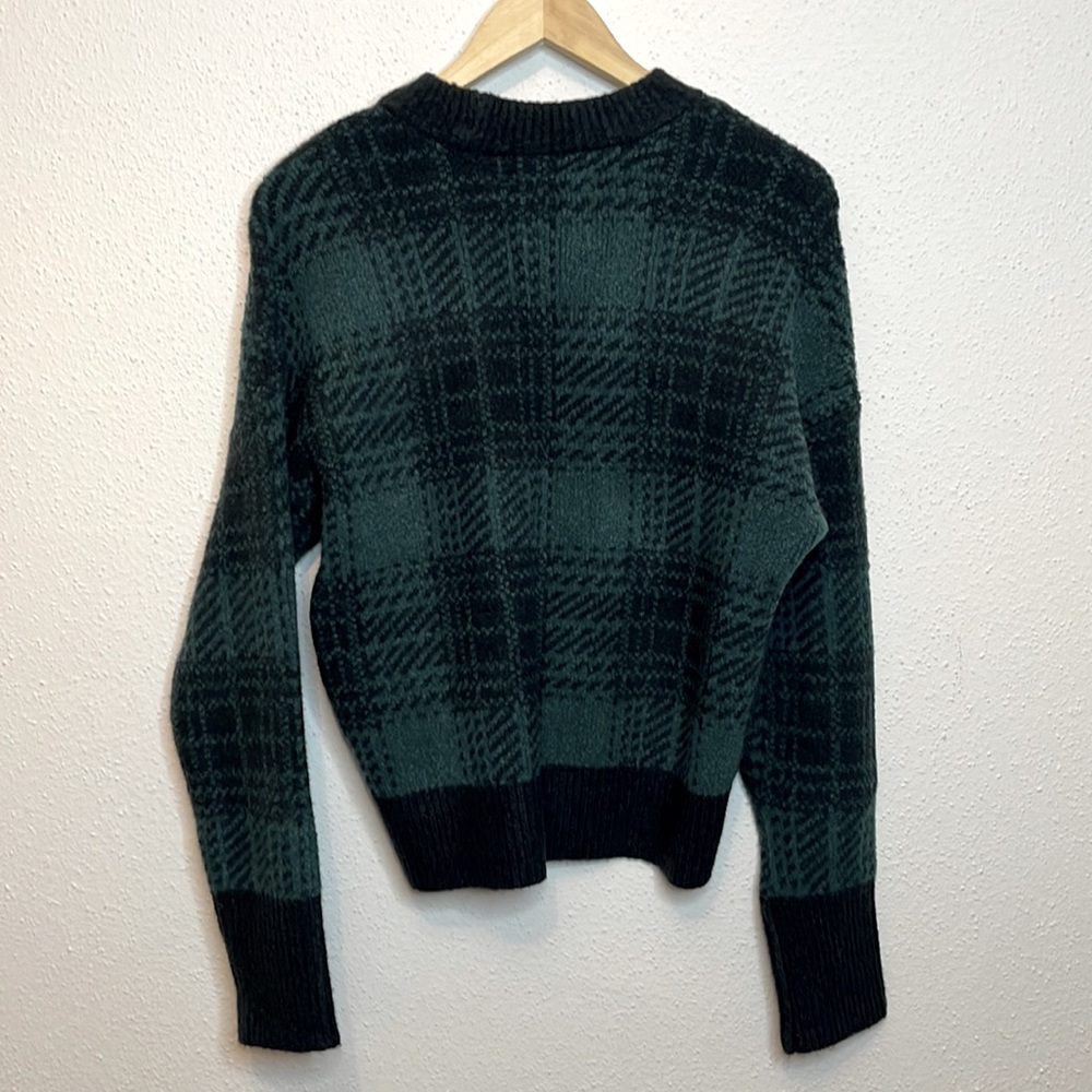Abercrombie & Fitch Cozy Forrest Green and Black Plaid Crew Sweater Size XS - Picture 4 of 5